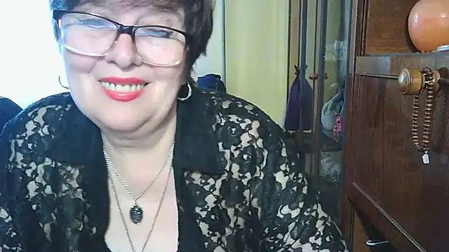 VeronicaGold511 online show from 05-08-26, 07:01