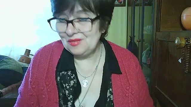 VeronicaGold511 online show from 04-26-26, 06:54