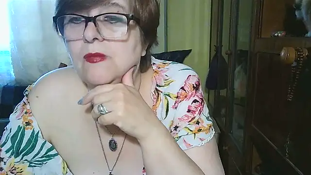 Snapshot of VeronicaGold511 chatting on 09-21-25, 07:13 VeronicaGold511 online show from 09-21-25, 07:13