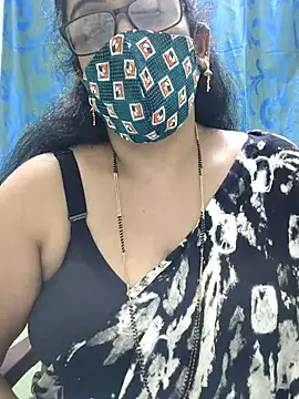 sweet-lotus online show from 12-19-25, 05:15