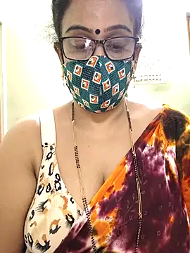 sweet-lotus online show from 12-23-25, 05:18