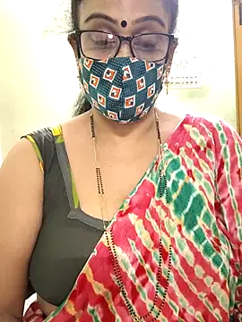 sweet-lotus online show from 12-21-25, 08:49