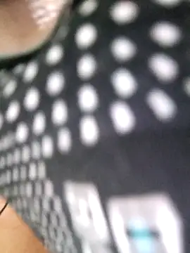 sweet-lotus online show from 11-19-25, 03:39