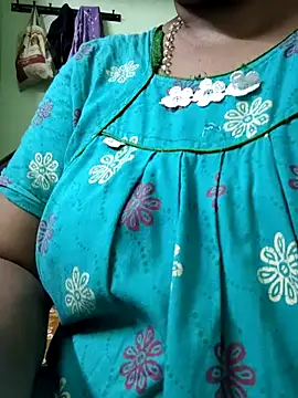 Snapshot of sweet-lotus chatting on 10-06-25, 01:12 sweet-lotus online show from 10-06-25, 01:12