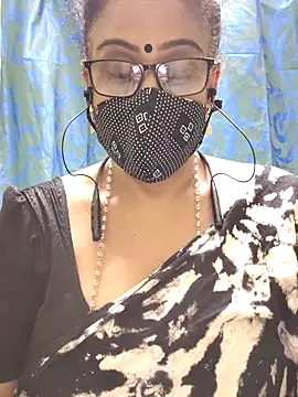 sweet-lotus online show from 11-16-25, 05:39