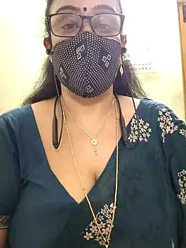 sweet-lotus online show from 02-11-26, 05:07