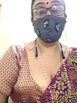 sweet-lotus online show from 11-10-25, 05:12