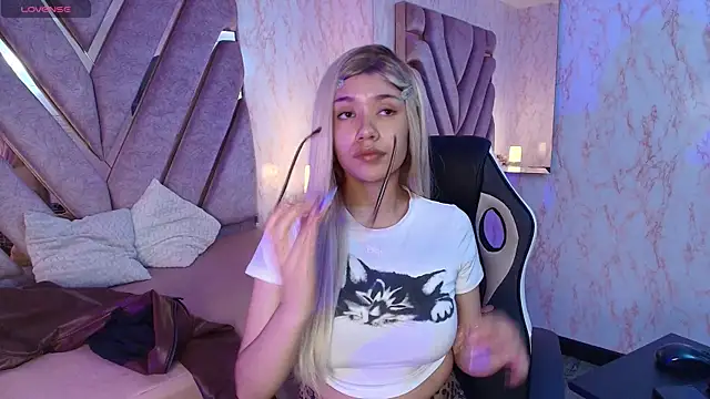 redd pandaa online show from 04-11-26, 03:58