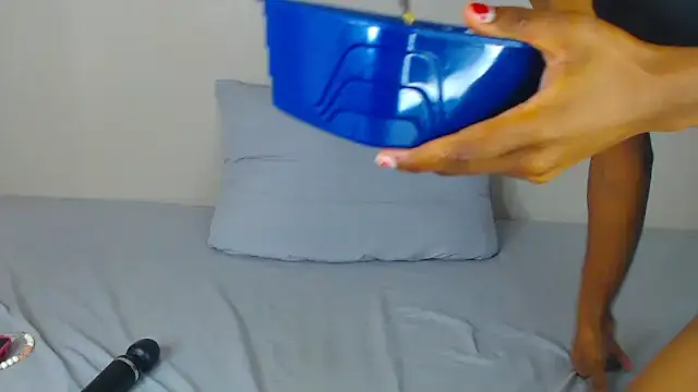 JuicyAdiction online show from 11-16-25, 12:21