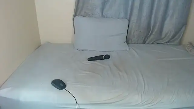 JuicyAdiction online show from 12-17-25, 09:58