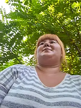 Snapshot of Miss_tits2025 chatting on 09-22-25, 07:14 Miss tits2025 online show from 09-22-25, 07:14