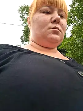 Snapshot of Miss_tits2025 chatting on 09-10-25, 06:45 Miss tits2025 online show from 09-10-25, 06:45