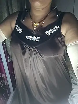 Snapshot of Hotty-Monaa chatting on 09-25-25, 05:08 Hotty-Monaa online show from 09-25-25, 05:08
