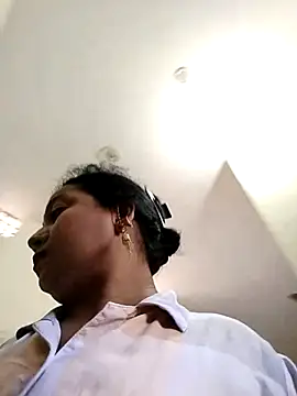 Cute-Janvi20 online show from 10-16-25, 08:11