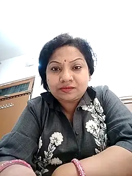 Cute-Janvi20 online show from 04-17-26, 05:27