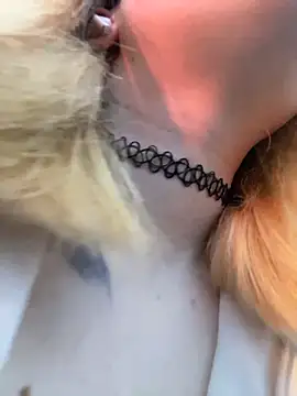 Snapshot of Cherry___Blossom chatting on 02-06-26, 09:16 Cherry Blossom online show from 02-06-26, 09:16