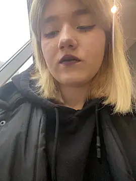 Cherry   Blossom online show from 11-13-25, 09:13