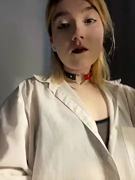 Cherry   Blossom online show from 11-17-25, 01:15