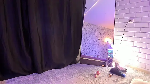 Anjela Botton online show from 09-15-25, 05:41