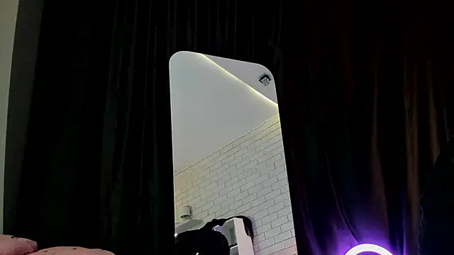 Anjela Botton online show from 12-15-25, 06:25