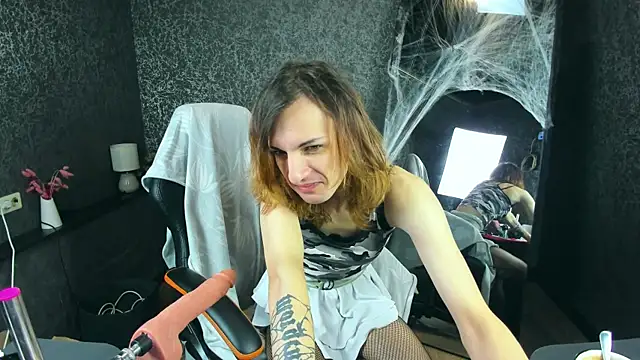 Anjela Botton online show from 04-21-26, 06:03