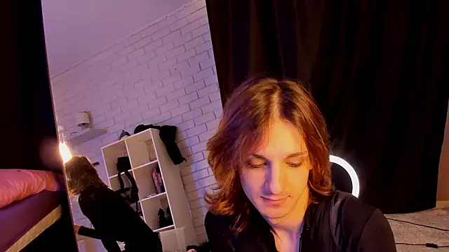 Anjela Botton online show from 12-14-25, 06:13