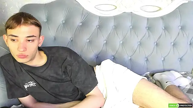 FelixCurtis online show from 09-27-25, 05:24