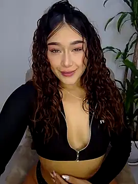Snapshot of LilithAmber11 chatting on 10-17-25, 12:47 LilithAmber11 online show from 10-17-25, 12:47
