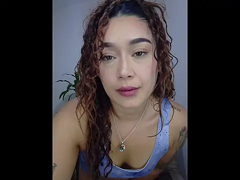 Snapshot of LilithAmber11 chatting on 10-23-25, 03:05 LilithAmber11 online show from 10-23-25, 03:05