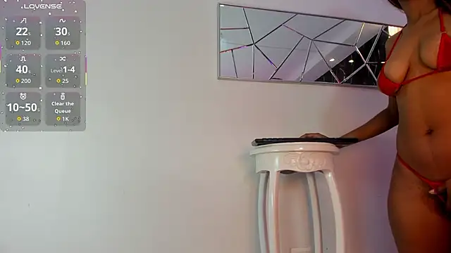 Nini Beyker online show from 02-07-26, 01:19