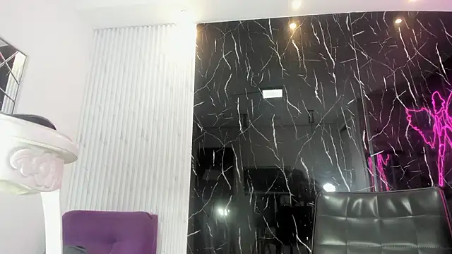 Nini Beyker online show from 02-15-26, 12:15