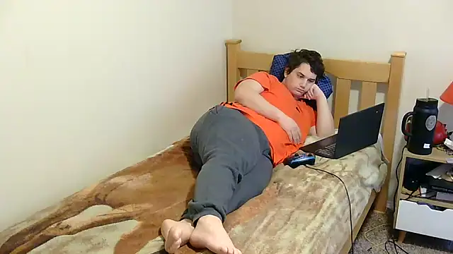 Snapshot of Breyyyyyyyy chatting on 11-15-25, 06:34 Breyyyyyyyy online show from 11-15-25, 06:34