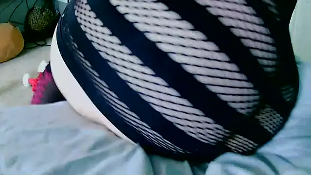 RhondaRump online show from 12-18-25, 06:01