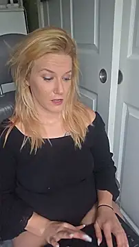 RhondaRump online show from 07-19-26, 10:39