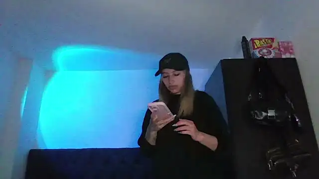 AriaBliss- online show from 01-11-26, 03:52