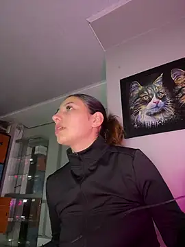 AriaBliss- online show from 09-24-25, 03:46