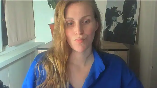 JuliaMuuun online show from 04-18-26, 06:54