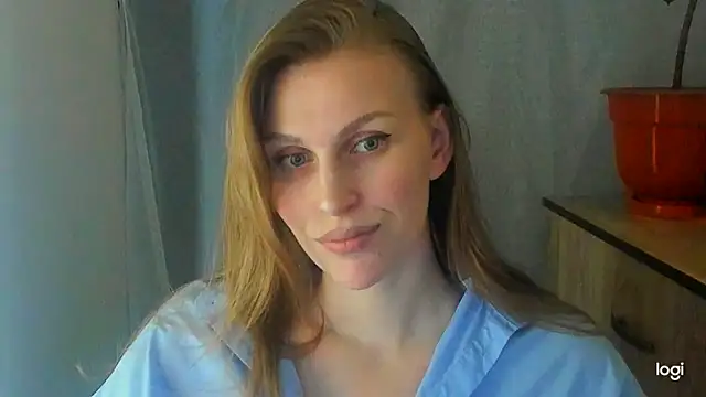 JuliaMuuun online show from 06-01-26, 07:57