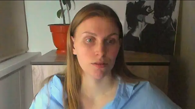 JuliaMuuun online show from 03-29-26, 09:27