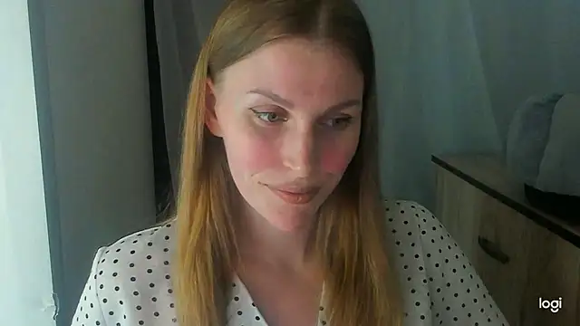 JuliaMuuun online show from 06-07-26, 08:03