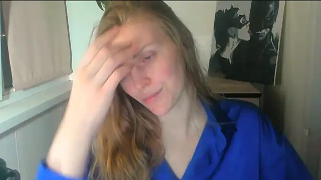 JuliaMuuun online show from 04-18-26, 07:07