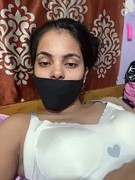 Snapshot of Sandhya_77 chatting on 07-04-26, 06:31 Sandhya 77 online show from 07-04-26, 06:31