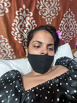 Snapshot of Sandhya_77 chatting on 06-25-26, 05:12 Sandhya 77 online show from 06-25-26, 05:12