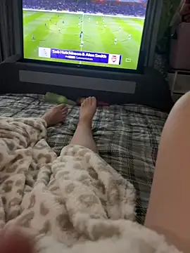 Snapshot of feetwithlottielou chatting on 09-24-25, 08:04 feetwithlottielou online show from 09-24-25, 08:04