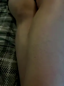 Snapshot of feetwithlottielou chatting on 09-23-25, 07:54 feetwithlottielou online show from 09-23-25, 07:54