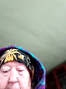 CrystalLime6411 online show from 12-22-25, 11:43