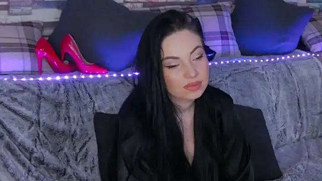 GrayLunna online show from 01-10-26, 06:31