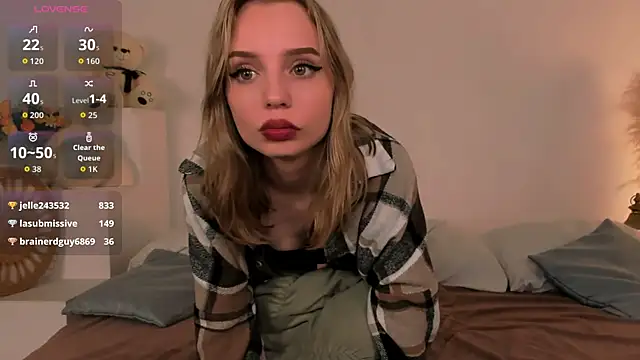 Little Clare online show from 06-28-26, 02:34