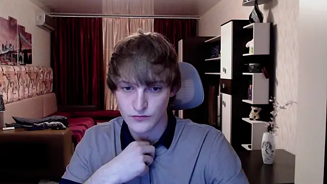 Playersuperstar online show from 10-27-25, 04:19