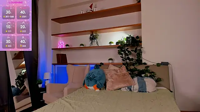 CarolSutton online show from 10-14-25, 03:12